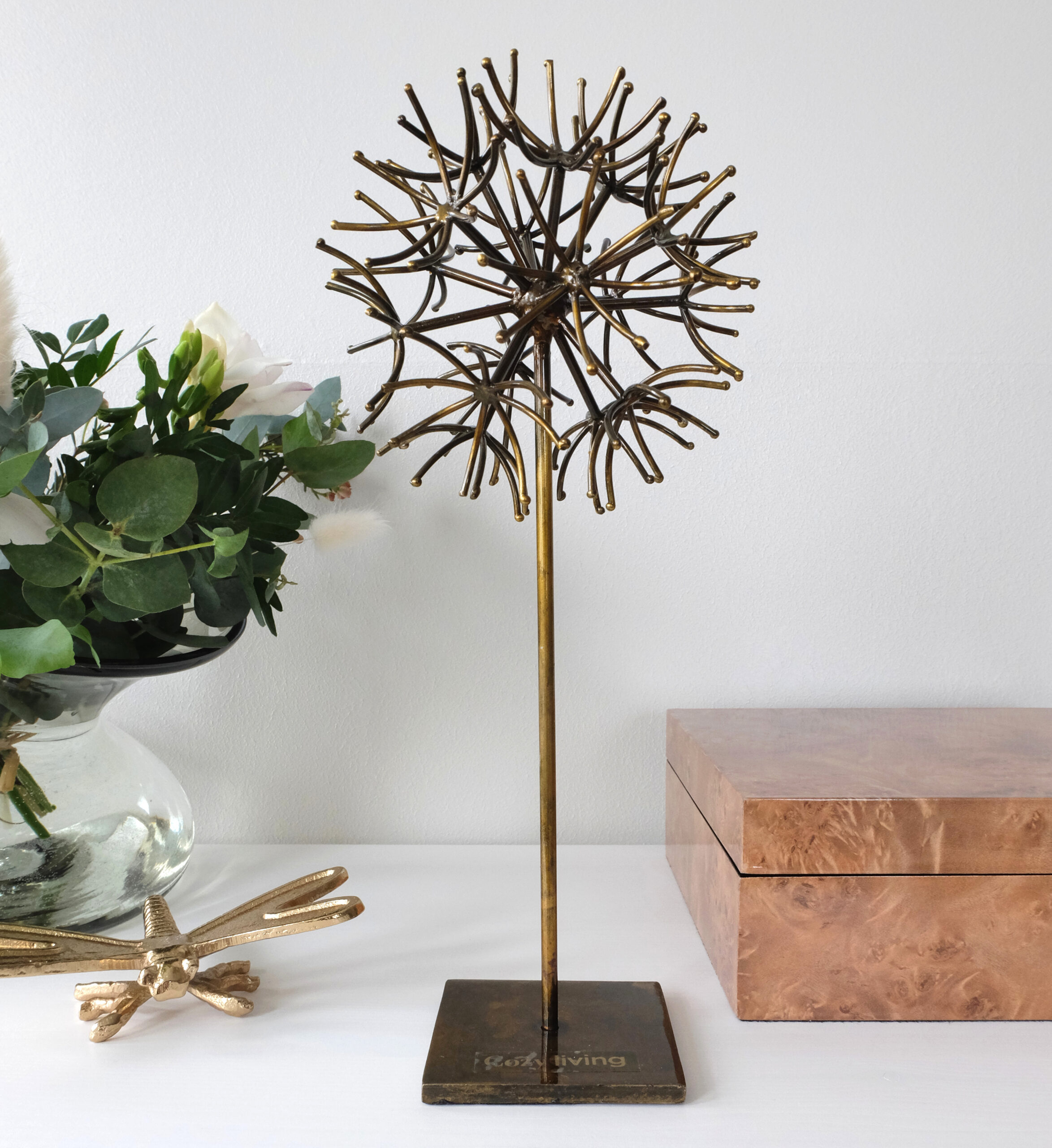 Pöytäkoriste voikukka messinkiä