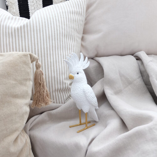 Pöytäkoriste lintu valkoinen