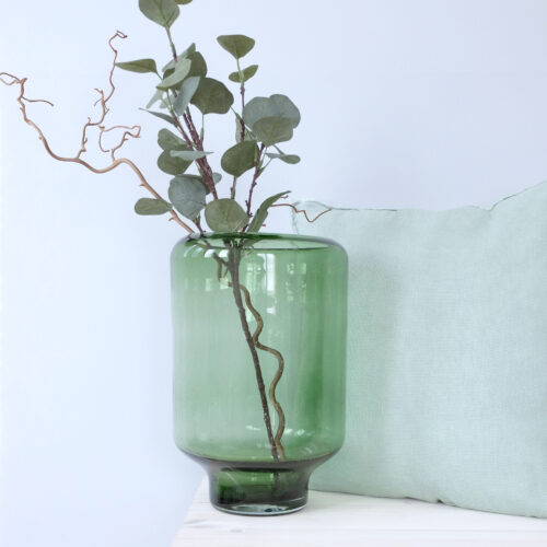 Iso vihreä maljakko lasia