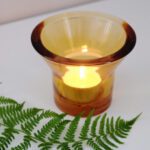 Ruskea kynttilänjalka lasia lämpökynttilälle
