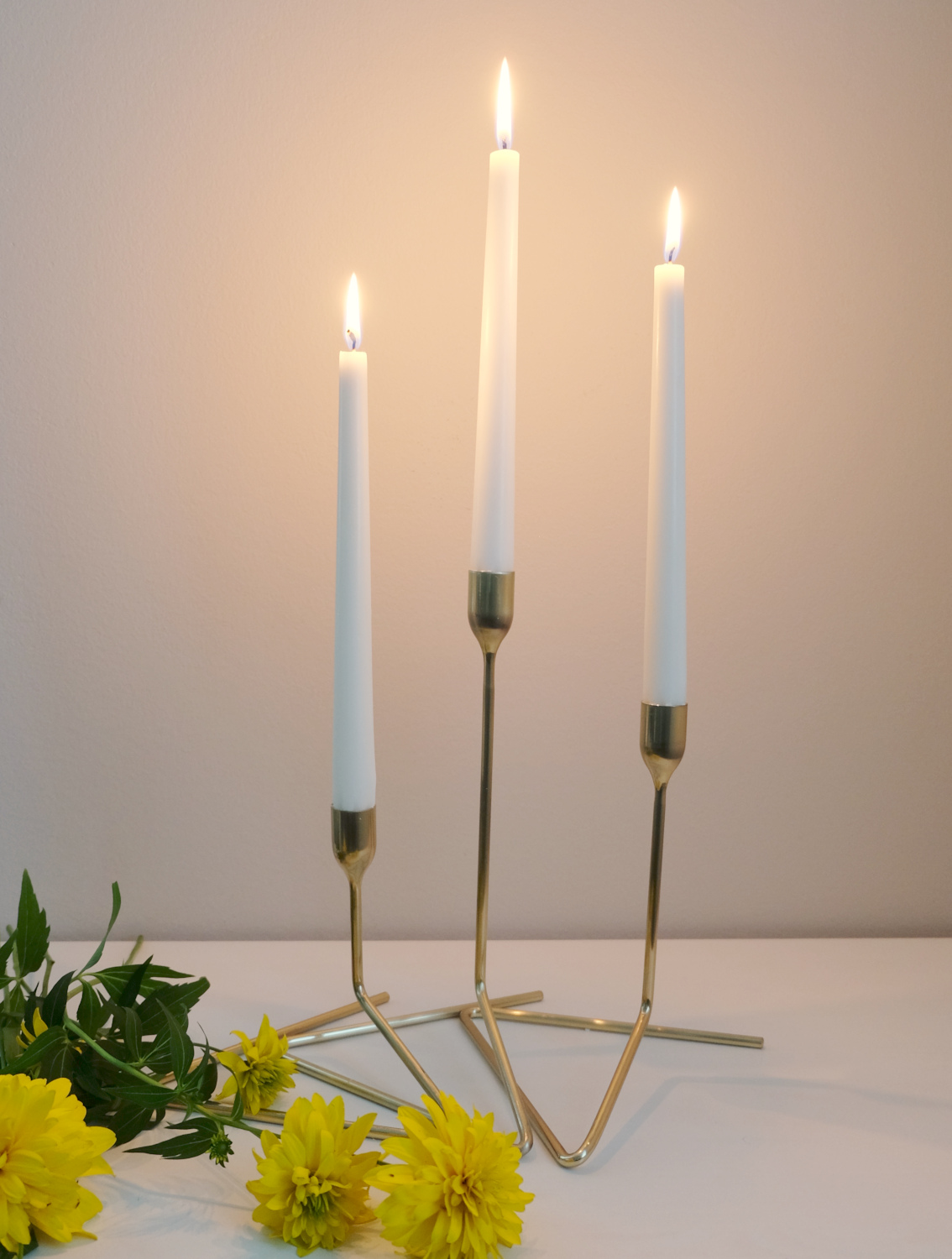 Kultainen kynttilänjalka 3-osaa