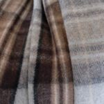 Torkkupeitto ruudullinen tartan ruskea villaa